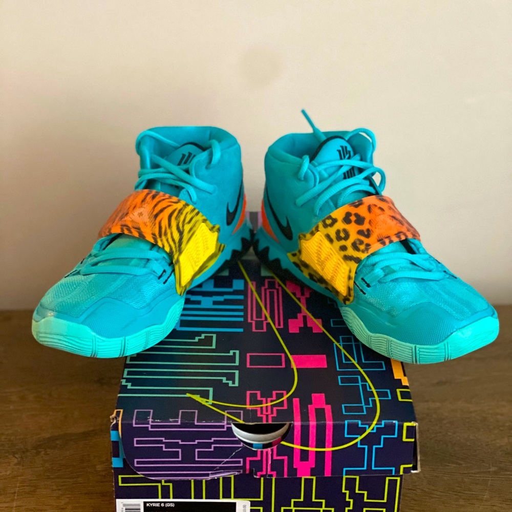 Kyrie 6 Aqua